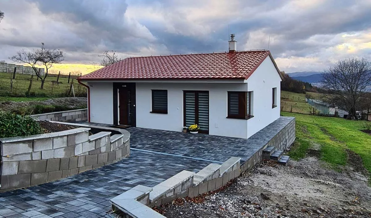 Prefabricated houses with foundation slabs